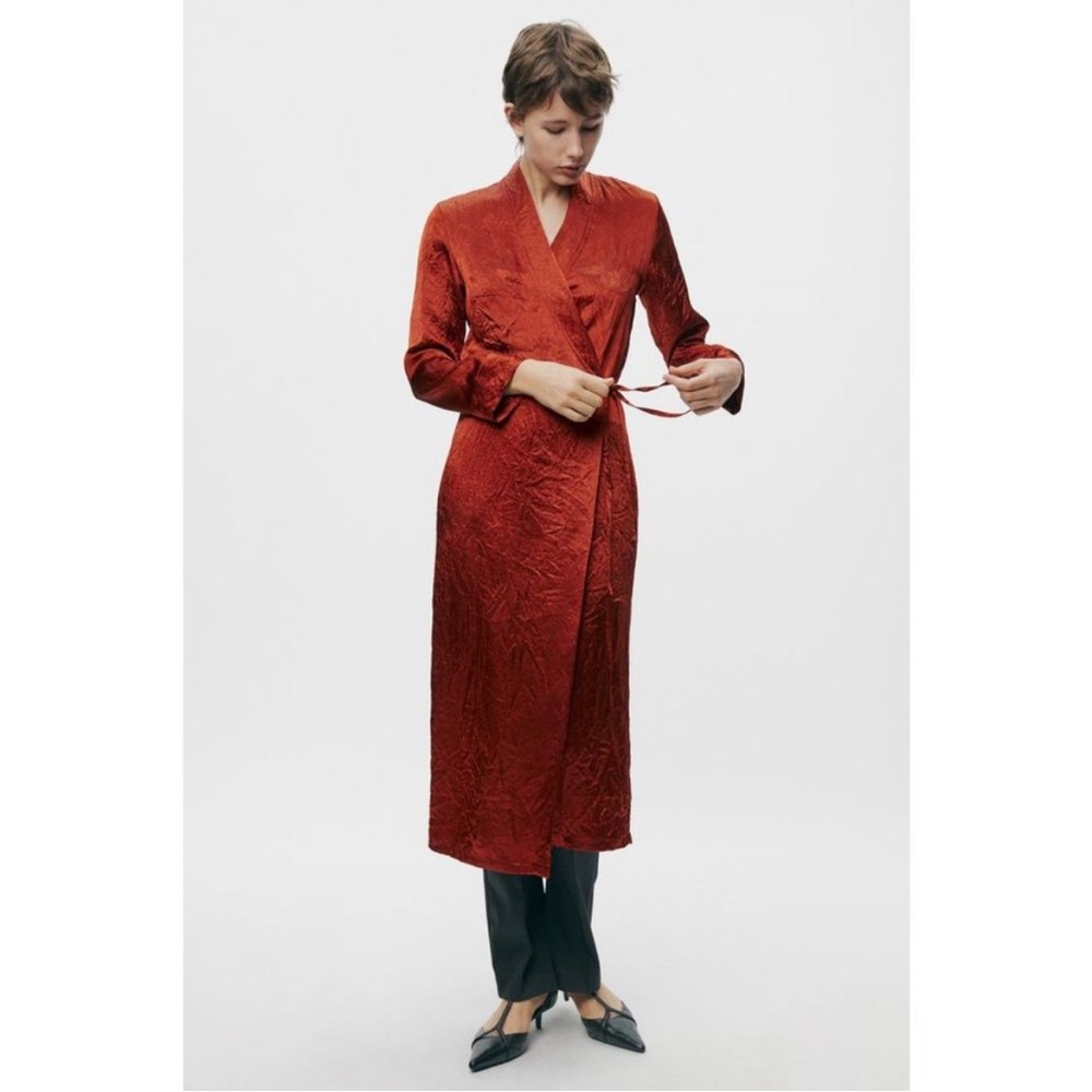 Zara Red Silk Kimono ** without string***